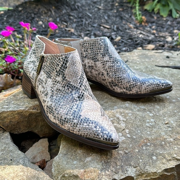 Lucky Brand Koben Bootie snakeskin - Picture 3 of 14